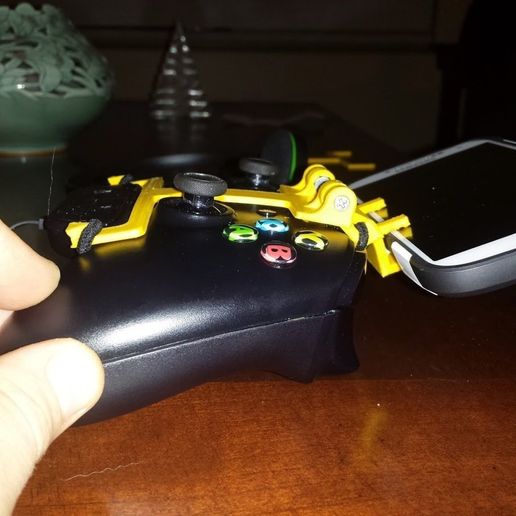 IMG_20131206_221206_display_large.jpg xbox one smartglass mount