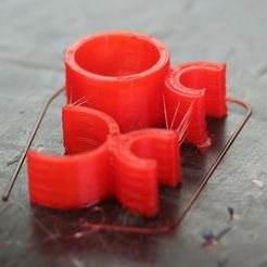 TestTubeHolder-01_display_large.jpg Support de tube à essai (pour Prusa Mendel, 8mm, 5/16)