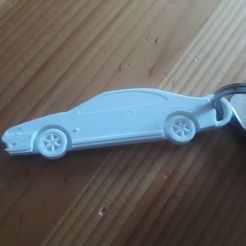 20200721_181629.jpg Peugeot 406 coupé key ring