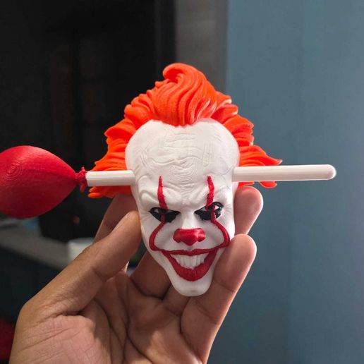 🎈 Horquilla de Pelo Pennywise (IT) - ¡Un accesorio terroríficamente único! 🎈