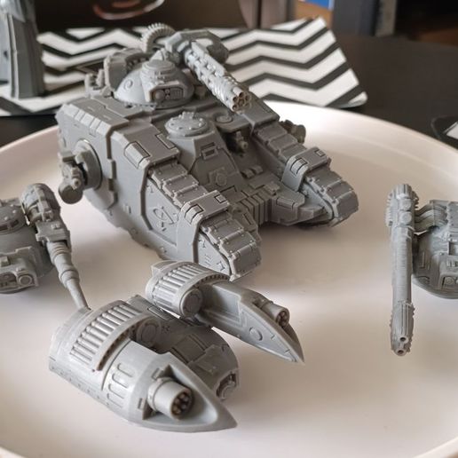 9de4b04f61fe0dff1c69b7669e2766dd1a9f4d74.jpg Char de combat SICARUS EN MULTIPLES COMBINAISONS