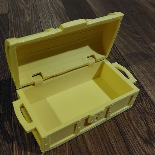 20251226_003813.jpg Schatztruhe - Keine Stützen