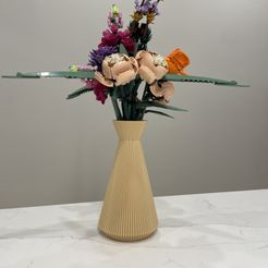 IMG_3287.jpeg Modern Flower Vase