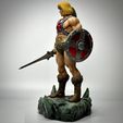 printed-and-painted-he-man-statue-v0-cm1ytkjaqzvb1.jpg L'homme maître de l'univers
