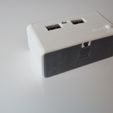 IMG_1004.JPG Archivo STL gratis Copia de seguridad el Powerbank USB・Objeto para impresora 3D para descargar