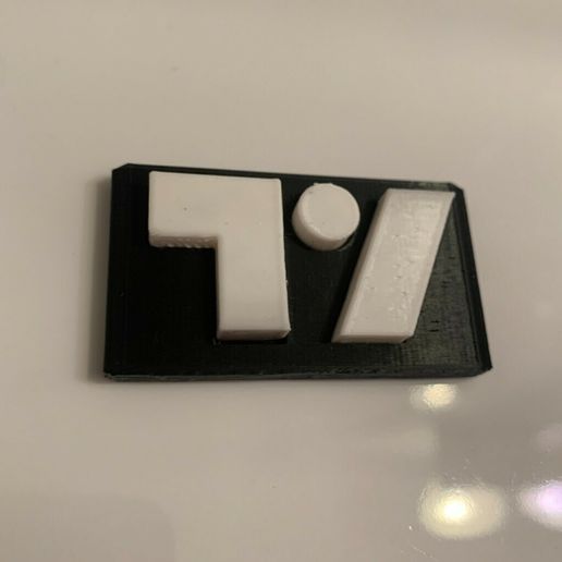 IMG_8317.jpg Tradingview logo