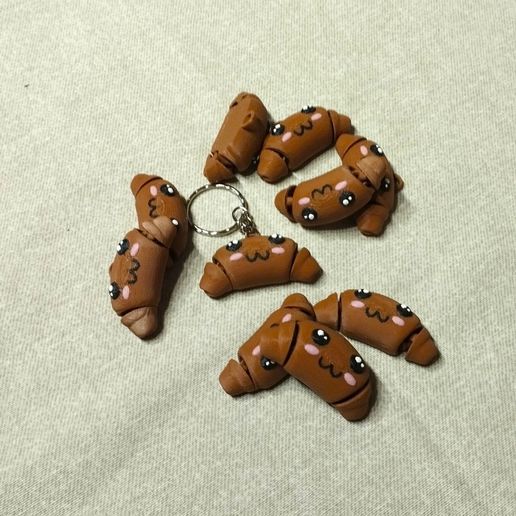 Kawaii Flexi Croissant - Articulated Keychain - AMS/CFS Compatible