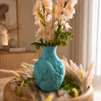 Peacock-Vase.png Peacock Vase