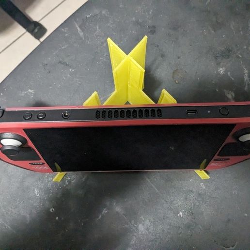 5b0a0506-233a-4ffc-8f65-482b7522f162.jpg Posiris610's Collapsible Cardboard Stand with Dock Hub Stand