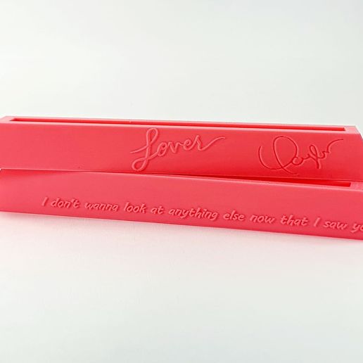 Lover1.jpeg Suporte para CD de Taylor Swift - Lover