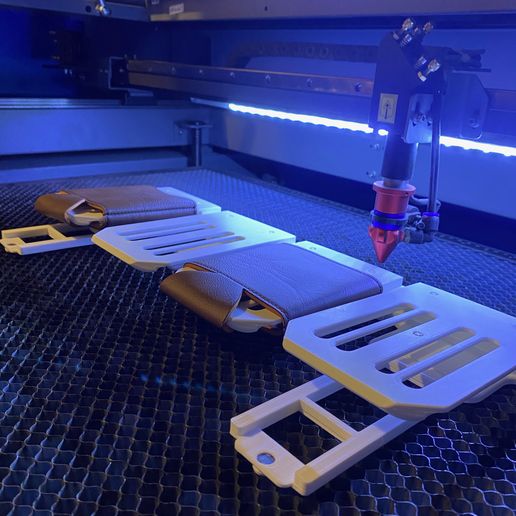 🧞‍♂️ Leather Koozie Laser Engraving Jig・ STL File for 3D