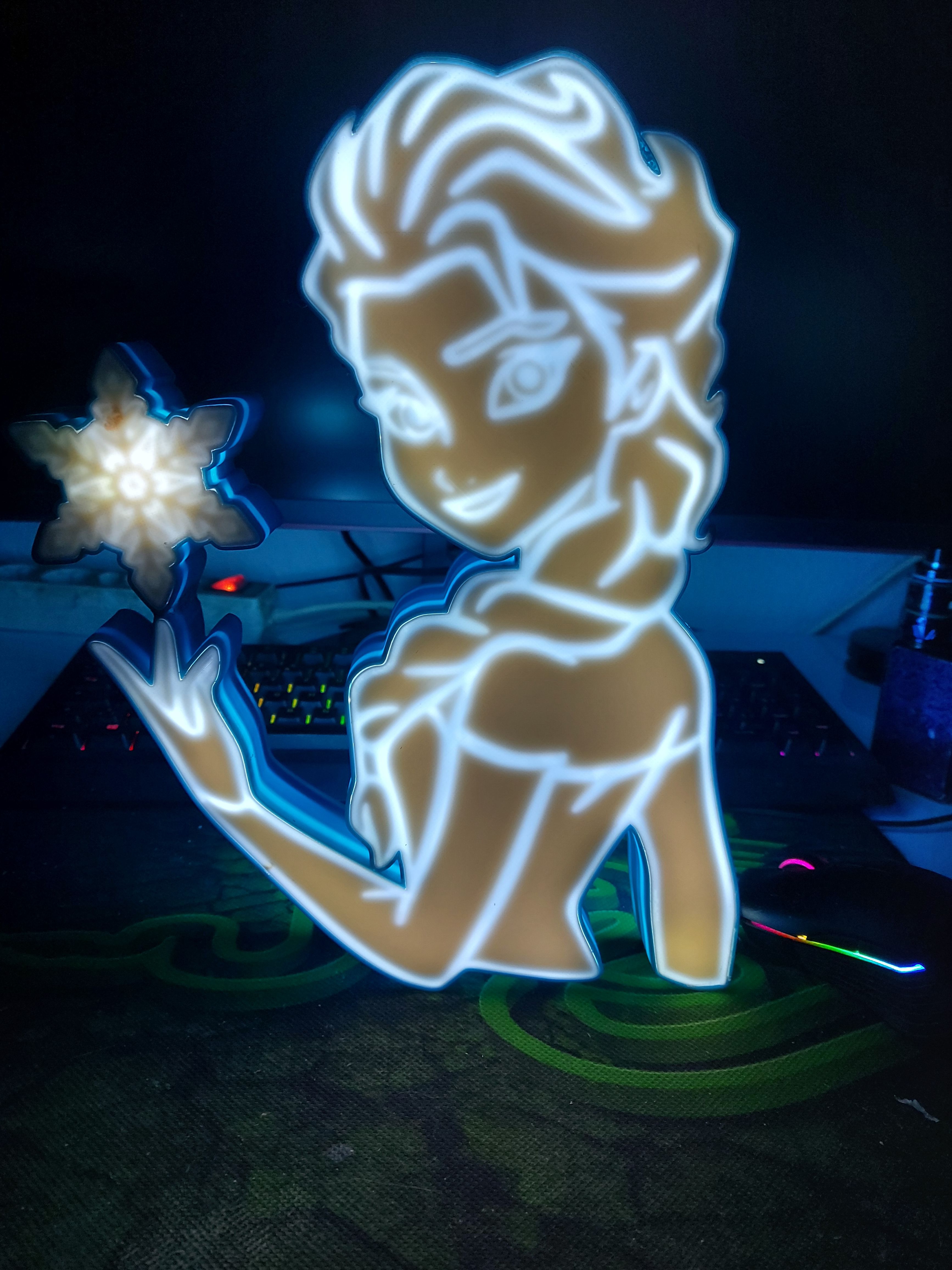 STL file Elsa LED light・3D print design to download・Cults