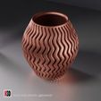 vase-0009.jpg Vase 1004 - Wavy vase