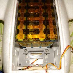 DSC_0305-1920x2560.JPG Free 3D file RC Plane scalable battery mount plate V2・3D print design to download