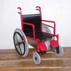 IMGP7273.JPG A wheelchair for a Barbie doll.
