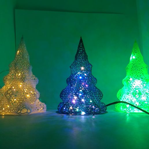 P_20180806_201938_LL.jpg arbre de Noël