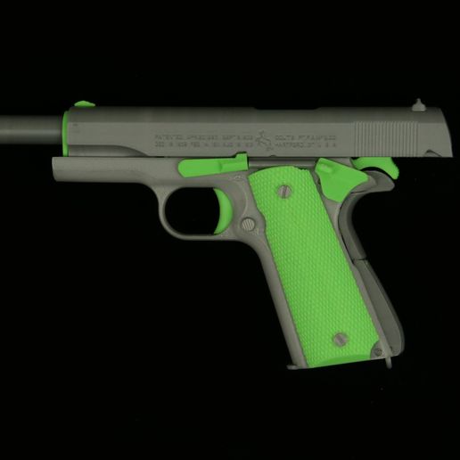 IMG_1235.jpg zvc spielzeug pistole colt 1911