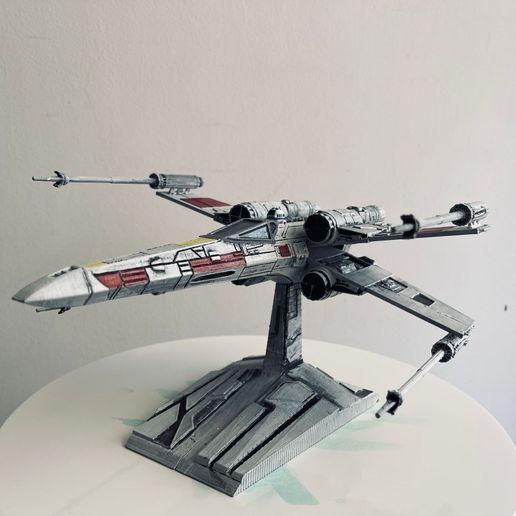 ファインモールド　STAR WARS 1/48 X-Wing Fighter 1:48 Fine Molds X-Wing. The first model of 2025 completed. The