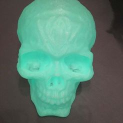 IMG_5152.jpg STL-Datei Celtic Skull - made solid and supports kostenlos・Design für 3D-Drucker zum herunterladen