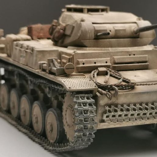 front-quarter.jpg Download STL file Tamiya Panzer Kampfwagen II Ausf F track upgrade • 3D printing design, ppcsurfr