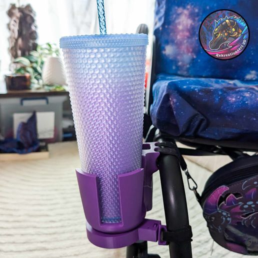 462539114_1246967376503041_5182840704265726797_n.jpg Taza para silla de ruedas + soporte para teléfono