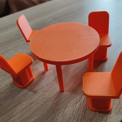 Table-chaises-Ameublement-miniature.jpg Miniature table + chairs