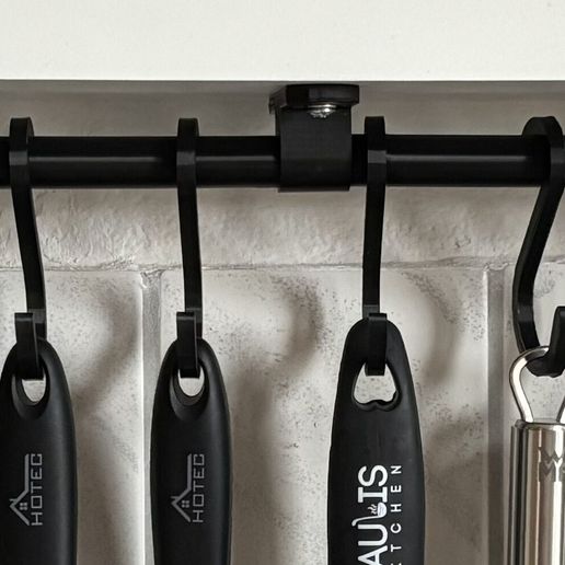 IMG_E4118.jpg Barra colgador de cocina a medida