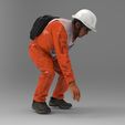 eng2.jpg Track Marshal Cleaning Debris – 1/32 Scale Motorsport Diorama Figure