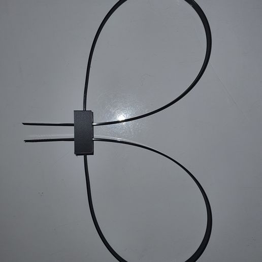 Zip Tie Handcuffs 7.2 X 400mm 3D model