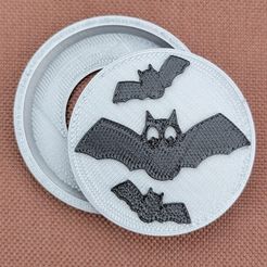 20221001_085023.jpg STL file Bats Snap Badge・3D print object to download, abbymath