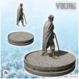 3.jpg Viking aristocrat with beast skin cloak and cane (14) - North Northern Norse Nordic Saga 28mm 20mm 15mm