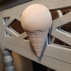 20231015_142503.jpg Pomo de cono de helado