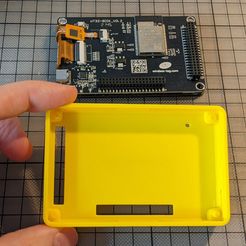 PXL_20220329_164549813.jpg Case (solid w slots) for *WT32-SC01* by wireless-tag an (ESP32 Development board with a 3.5-inch color touch screen)