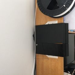 IMG_4791.JPG STL-Datei PS4 Wall Mount kostenlos・3D-druckbares Objekt zum herunterladen