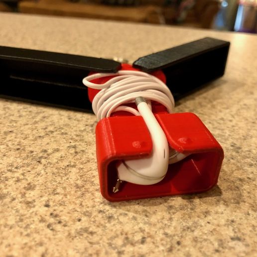 Free 3D file Earbud holders with loop (remix)・Object to download and to ...