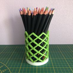 Nature Pen Holder 1.jpg Fichier STL Pot à crayons nature・Modèle pour impression 3D à télécharger, balky