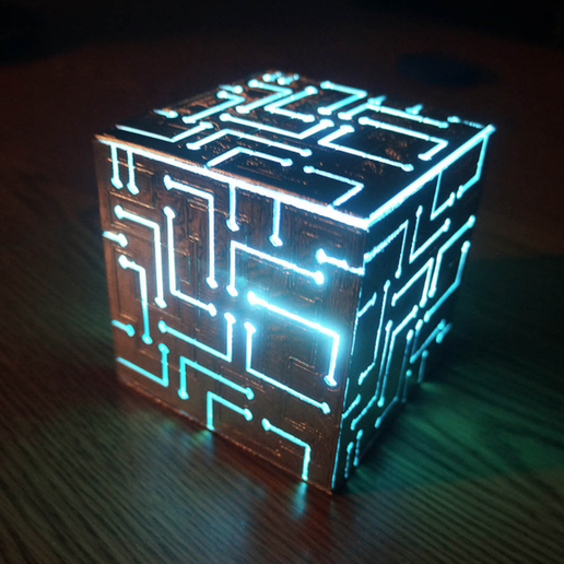 Capture d’écran 2016-11-29 à 16.23.32.png Fichier STL gratuit Alien Cube avec des lumières・Plan à télécharger et à imprimer en 3D, 3DSage