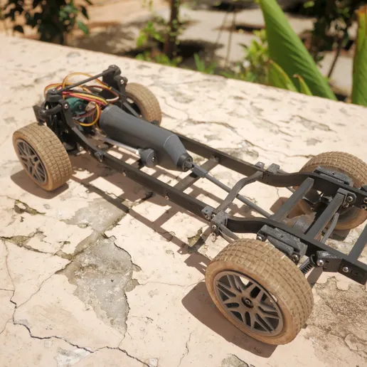 topside.webp G-Wagon - 3D printed 4x4 RC car