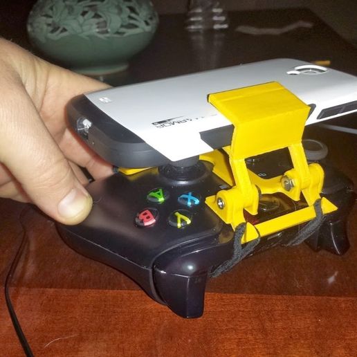 IMG_20131206_221223_display_large.jpg xbox one smartglass mount