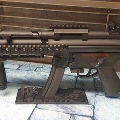 20230604_220912.jpg Airsoft MP5 stand Magstyle