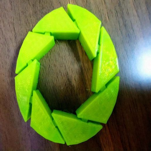 Articulated Aperture Science logo with hidden links - 3D model önizlemesi