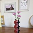 20240914_140907.jpg Vase Cube