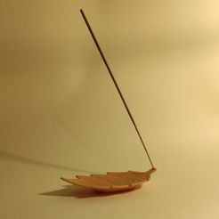 1697008910597.jpg Porte encens Feuille Automne