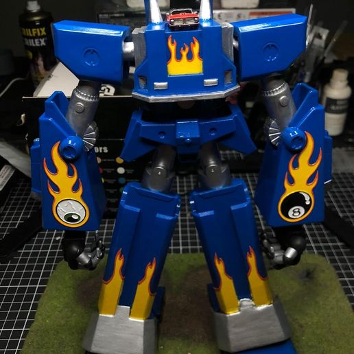 IMG_2798.jpg Megas XLR with 2 torso options 1/144