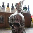 f7d77c06-5cb3-4e28-bd34-99fd799a9909.jpg Support aérographe skullstyle
