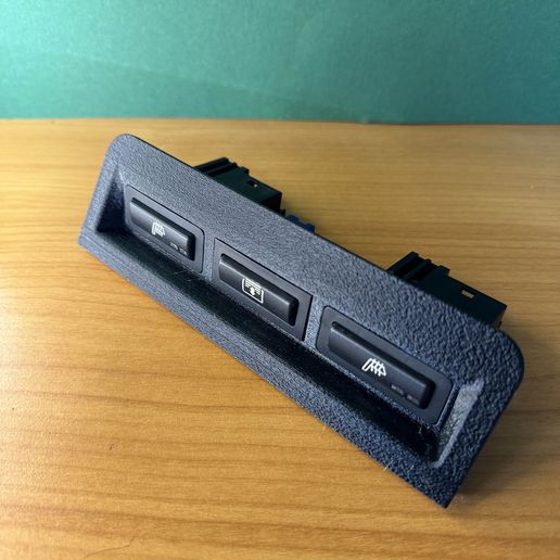 Bmw E39 rear panel heater buttons mount