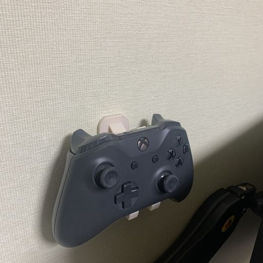 KakaoTalk_20200302_101738390_07.jpg xbox one x pad wall mount