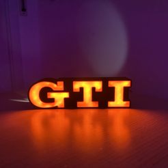 IMG_6494.jpeg GTI LED TABLE LAMP
