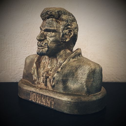 20171214_174221.jpg Johnny Hallyday Bust