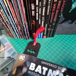 2_s.jpg Batman Bookmark